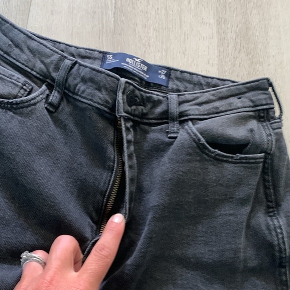 Hollister black gray raw Hem women’s ultra high rise mom‎ jeans  size 27 - Picture 8 of 13